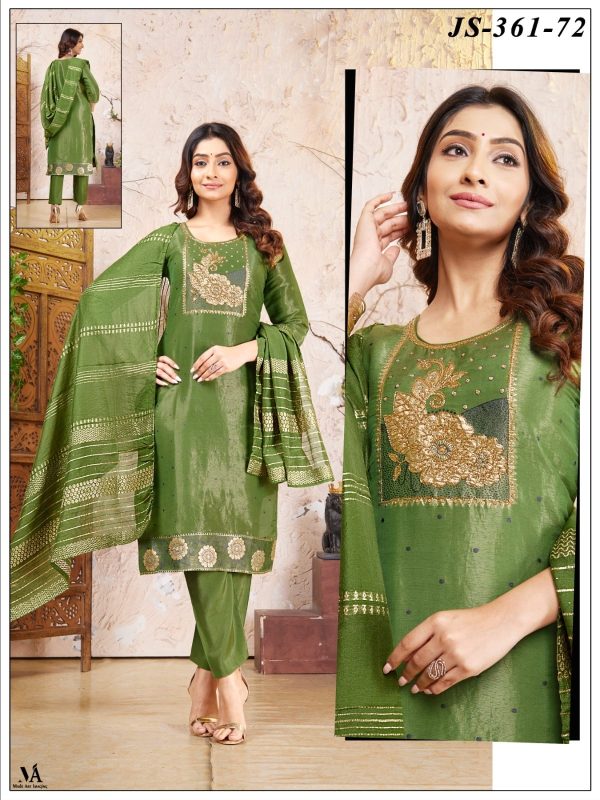 Green Shimmer Buti Kurta Set